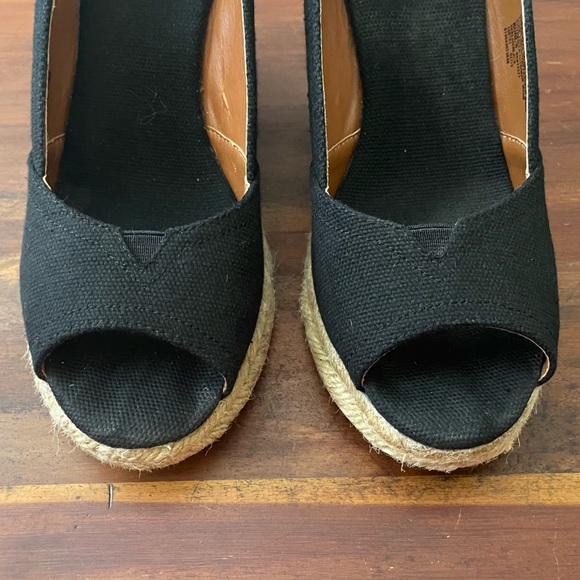 Peep-Toe Espadrille Platform Wedge Sandals Black Canvas & Jute | Sonoma Footwear - Picture 10 of 16